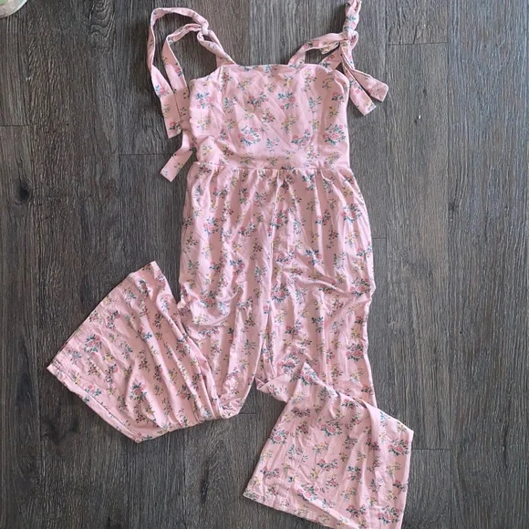 Love and Grow size 8 floral leggy romper - Picture 1 of 5